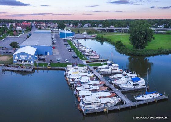 Pier 7 Marina 2016