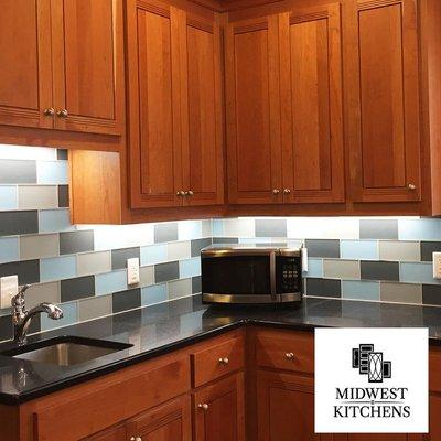 New cabinets, countertops & tile in Leawood!