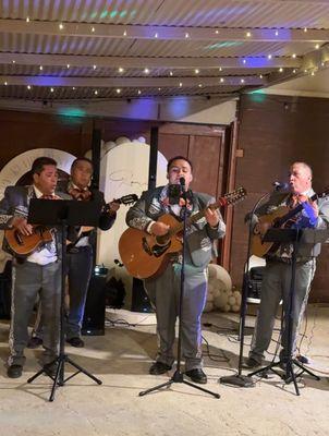 Trio Mariachi Jalisco