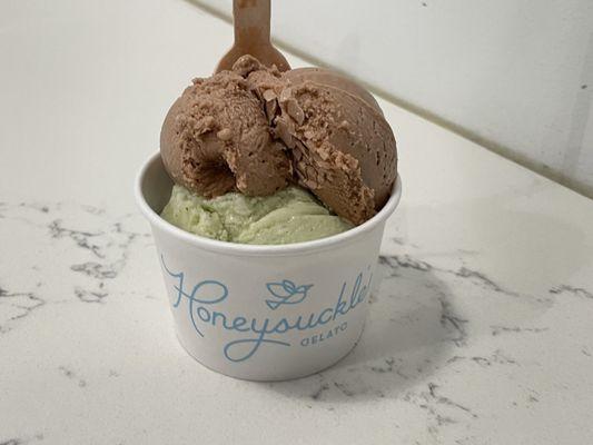 1/2 fresh mint & 1/2 milk chocolate gelato. So delicious!!!