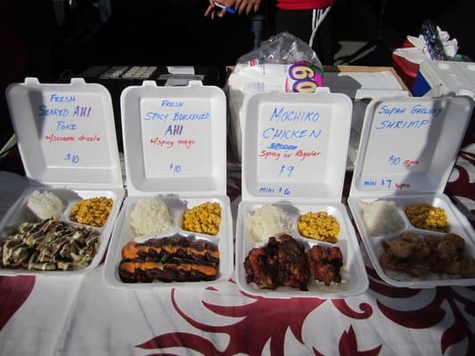 choice of plate lunchhes offered at Eat the Street