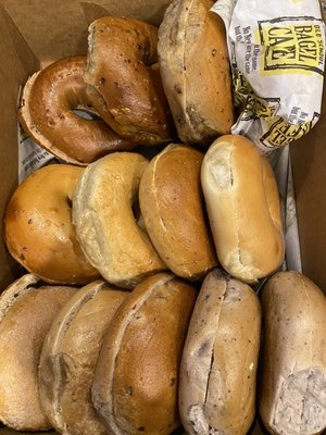 Pre-selected Bakers Dozen bagels