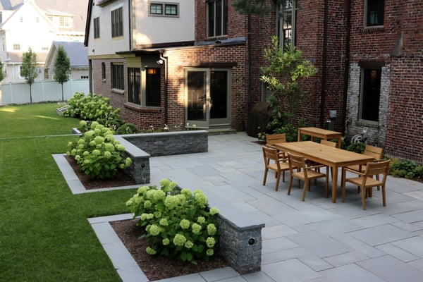 Bluestone Patio & Seating Wall