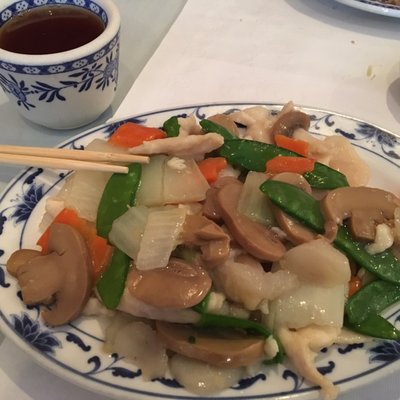 Moo goo gai pan