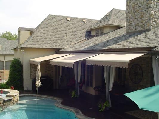 3 retractable awnings.