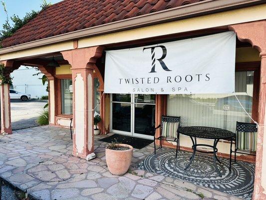 Twisted Roots, 1947 Depot Ave, Melbourne, FL | CALL 321-321-ROOT