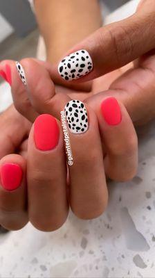 Structured mani