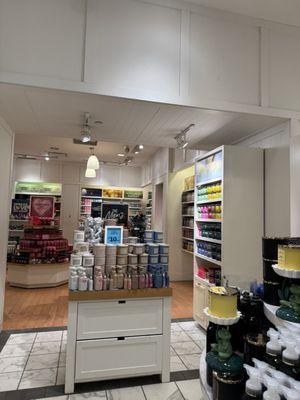 Bath & Body Works