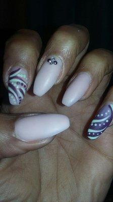 Matte coffin shape nails