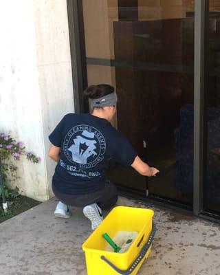 Professional window cleaning service!! Our staff is always ready!!