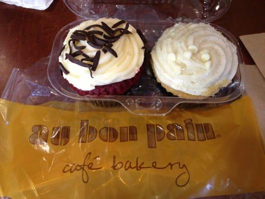 Red Velvet and Vanilla bean cupcake, perfect combo for $5.50. The moistest cupcake ever for airport food!!!