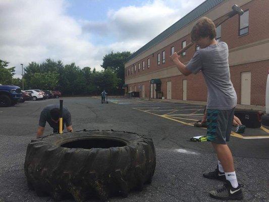 Sledge Hammer slams for a huge core and upper body workout! (Sunday Funday)