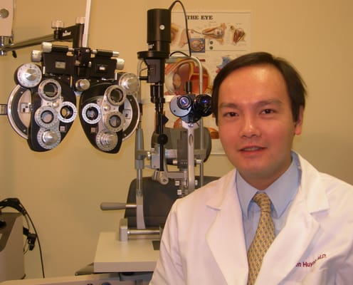 Dr. Thien (Tim) Huynh MD
 Glaucoma Specialist