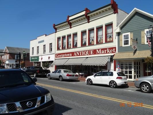 Georgetown Antiques Market