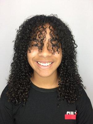 Long curly cut with fringe