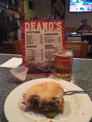 Deano's Bar & Grill...... Bacon,cheeseburger with jalapeño !!!!! Ice cold Bud Light - can't go wrong here !