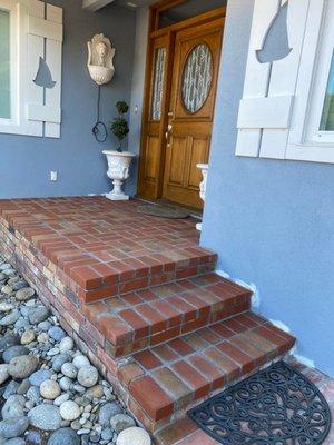 Replaced existing top layer of bricks on a 1956 house