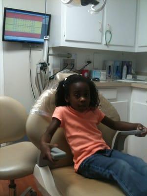 Chloe's 1st dentist visit!