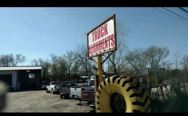 Allende alignments & tires shop