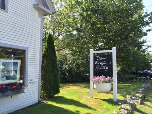 Super cute art gallery in Cape Porpoise.