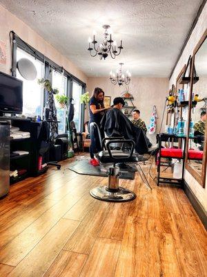 541 Barbershop