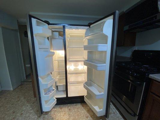 Refrigerator