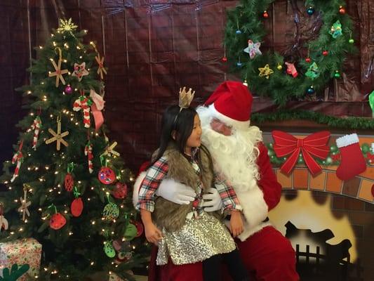 Santa visits preschool!