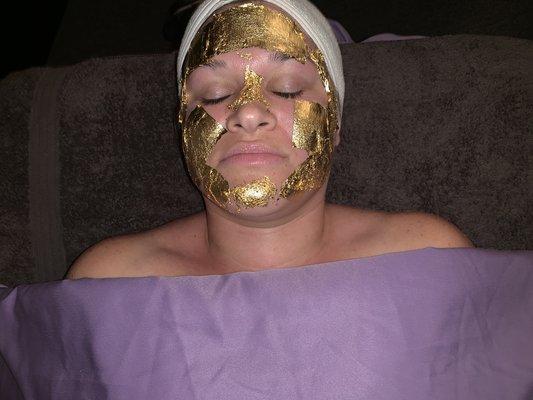 24k Gold Leaf Masque!