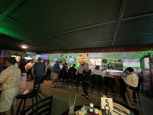 Bar area / entrance to dining room