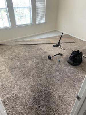 Carpet Repair and Stretch.