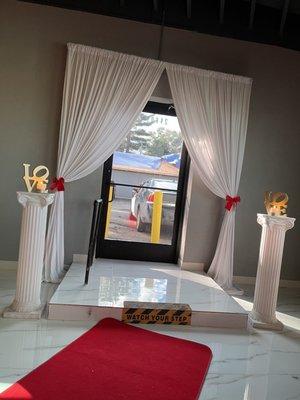 Entrance Decor