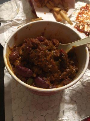 Wendy's chili is always good until today! It was very very dry and I think they still shouldn't have served us like this!