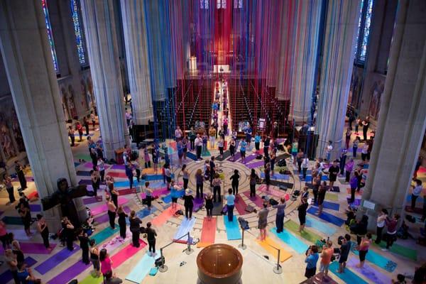 2nd Annual Yoga for Change benefitting the Community Preschool 9/6/2014. Photo courtesy of Grace Cathedral.