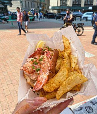 Classic roll with old bay fries