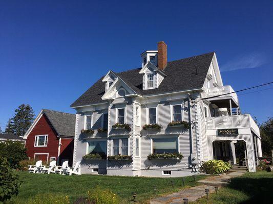 Sea Side Inn on  a lovely fall day.