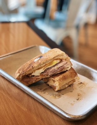 The Early Riser (Egg, ham and cheese sandwich)