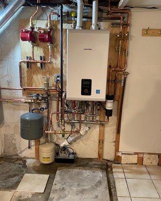 Navion, high-efficiency Boiler, Combi heat hot water