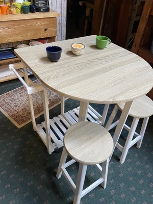 Small drop leaf table & hideaway stools