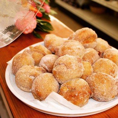 Fresh Poi Malasadas Mon-Fri 7am-2pm