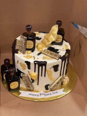 Liquor drip cake