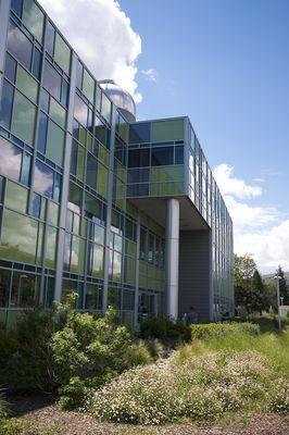 Front of the Department of Sciences building at CSU Stanislaus