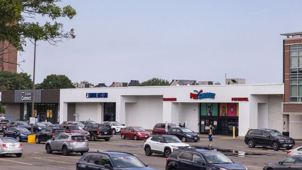 Cambridge Fresh Pond Mall