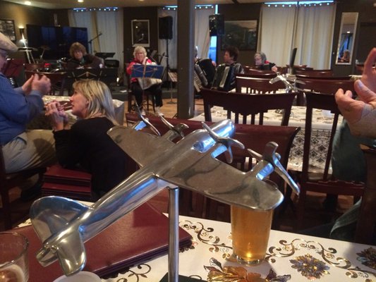 A plane on every table, in the restaurant ;-)