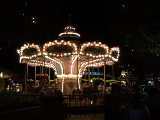 Kiddy Fun- CarouseL