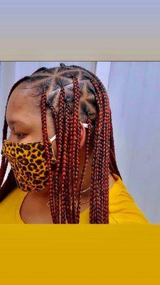 Triangle knotless braids