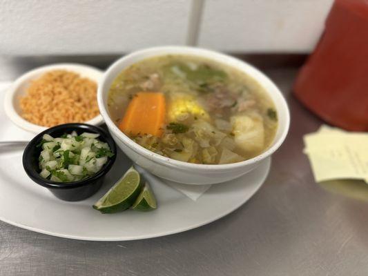 Caldo de res