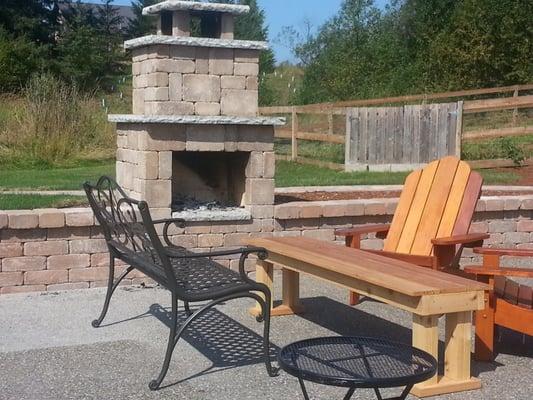 Corion's Project Team recently completed the installation of this custom fireplace and sitting wall at a Ferndale, WA home. 