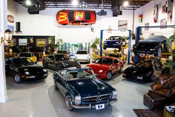 Oliver's Classic Cars event venue showroom in Winter Park, FL