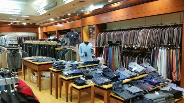 At Ramani's we specialize in mens suits. We also carry a wide variety of sportwear from jeans to sweaters to sportshirts.