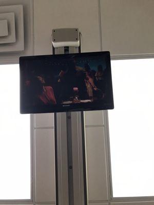 Tv on ceiling, when reclined